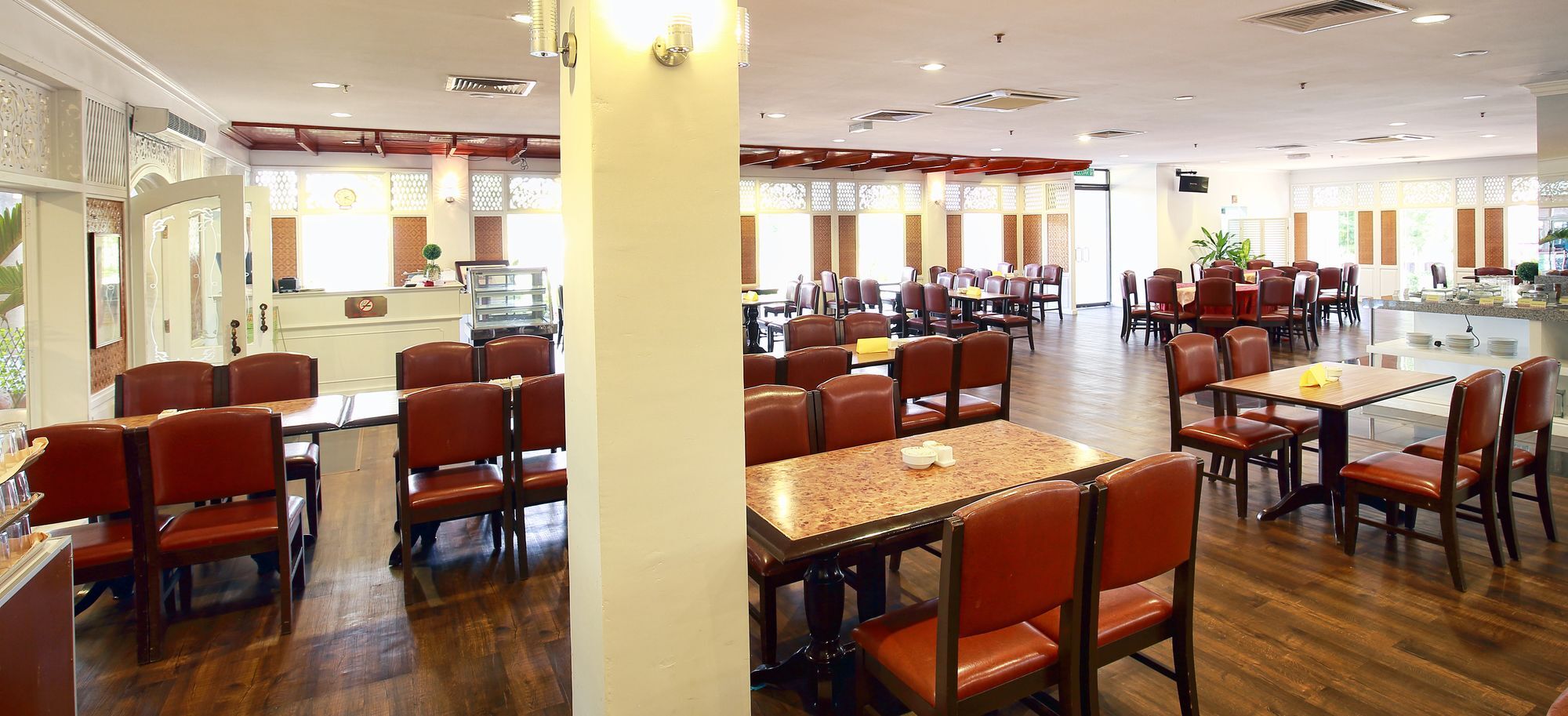The Putra Regency Hotel Kangar Kültér fotó