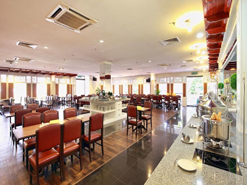 The Putra Regency Hotel Kangar Kültér fotó